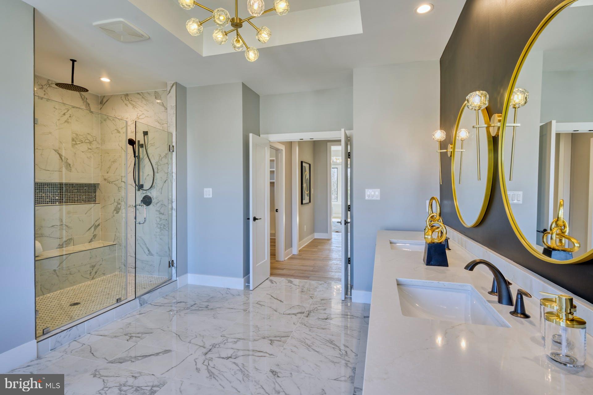 ROSEMONT - Residential