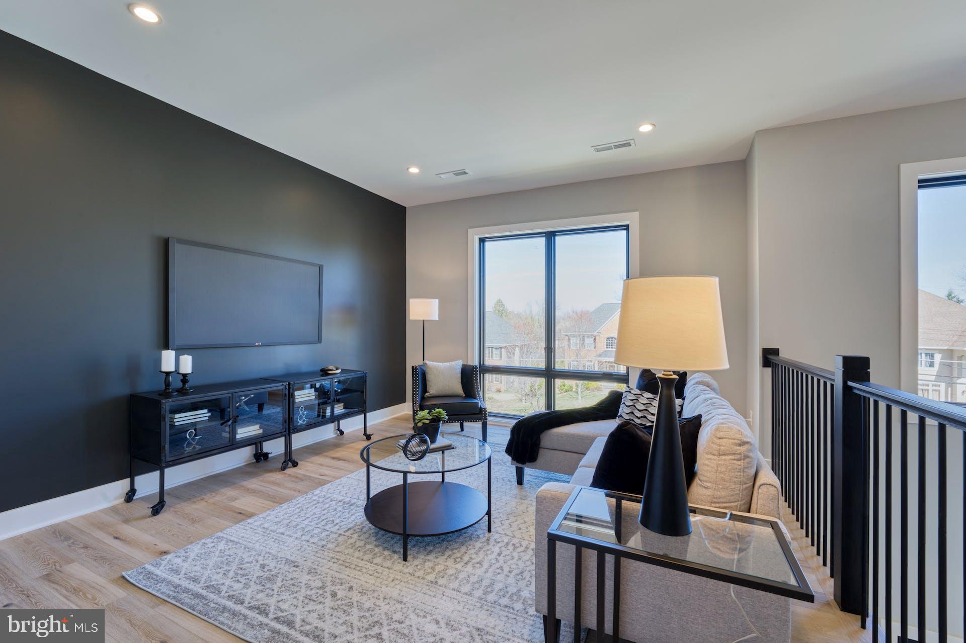 ROSEMONT - Residential