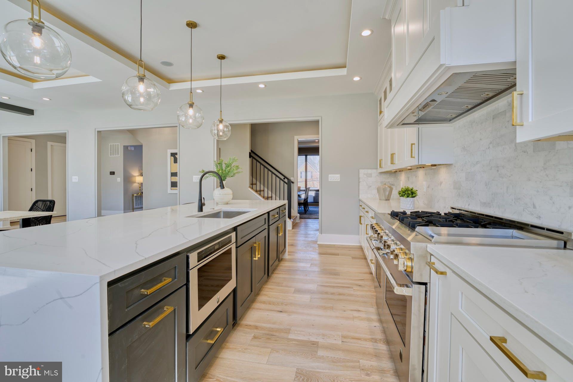 ROSEMONT - Residential