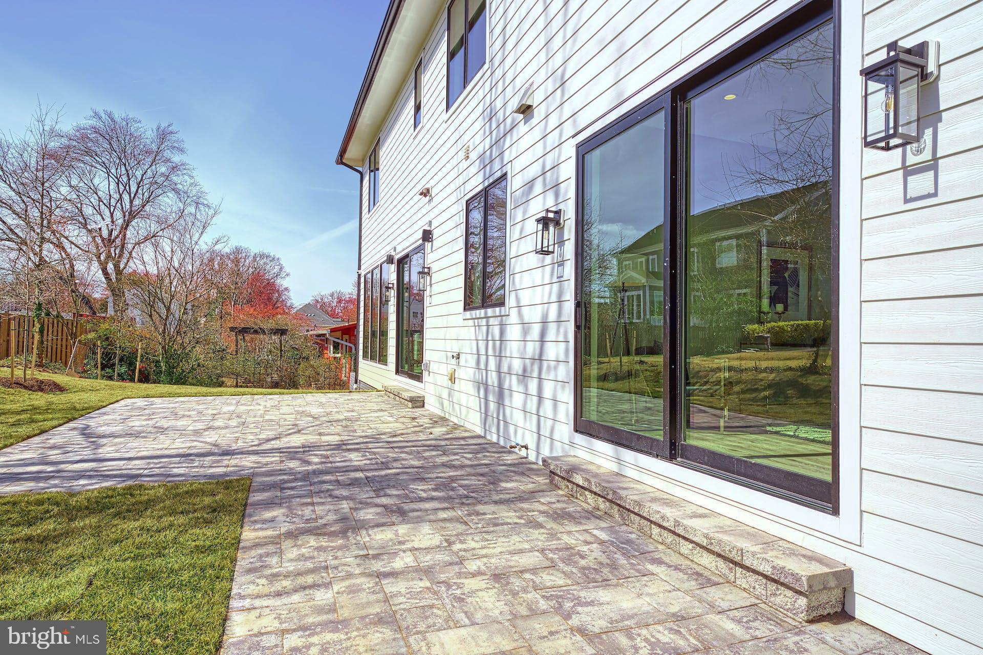 ROSEMONT - Residential