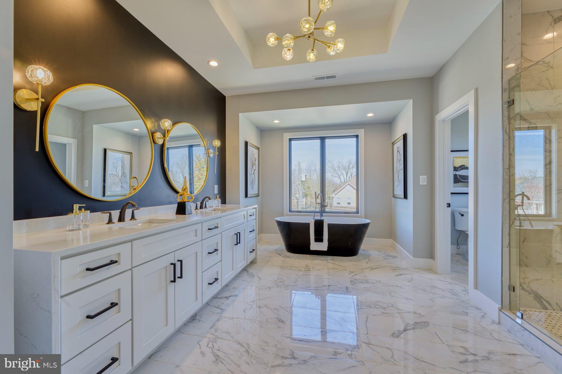 ROSEMONT - Residential