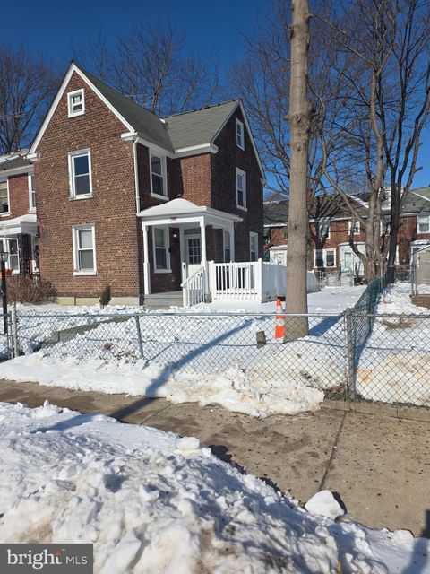 Townhouse For Sale - 1085 Niagara Road<br/> CAMDEN, NJ 08104