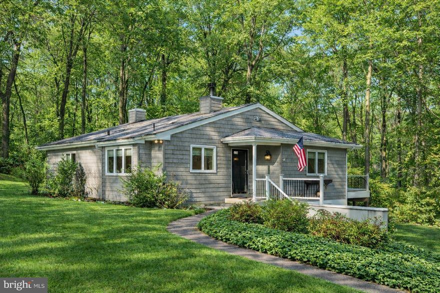 Must see! Meticulously cared for and beautifully updated, this home off Plush Mill Rd and down the private drive, sits on a picturesque ±1.5-acre private flag lot. The super-functional floor plan is filled with natural light and offers stunning views of your own private oasis.
The updated, inviting kitchen features honed premium granite, stainless steel appliances, an abundance of beautiful cabinets , a center island, a cozy bench window seat, a fireplace, and more. The open living and dining areas, anchored by a wall of sliding glass doors, provide panoramic views of nature’s wonders—mature trees, birds, deer, foxes, and more—and lead out to a beautiful Trex deck with black wrought-iron balusters.
The spacious primary bedroom suite includes a walk-in closet and full bath. A second bedroom on this level offers built-in shelving, amazing nature views, and easy access to the home’s second full bath.
The lower level mirrors the home’s footprint, features a walk-out, and is ready to be easily finished for additional living space, bedroom(s), a recreational area, or whatever you envision.
Major renovations completed since the owners’ 2018 purchase include a layout redesign, kitchen, new windows and siding, split-rail fencing, HVAC system, re-done driveway, Trex decking, and much more!
Excellent location! Tranquil setting! Amazing home! All within the highly sought-after, award-winning Wallingford-Swarthmore School District.