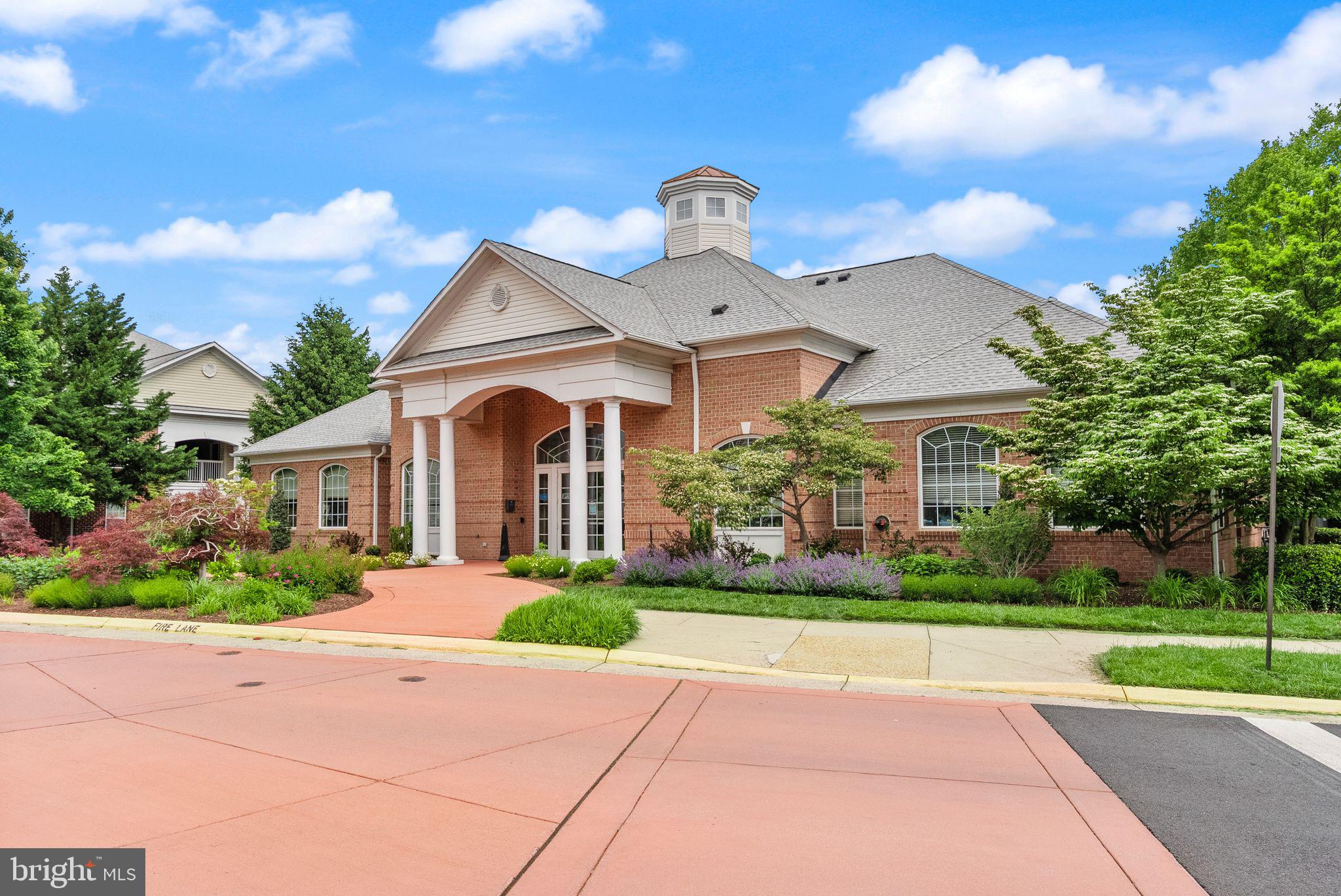 SUMMERFIELD - Residential