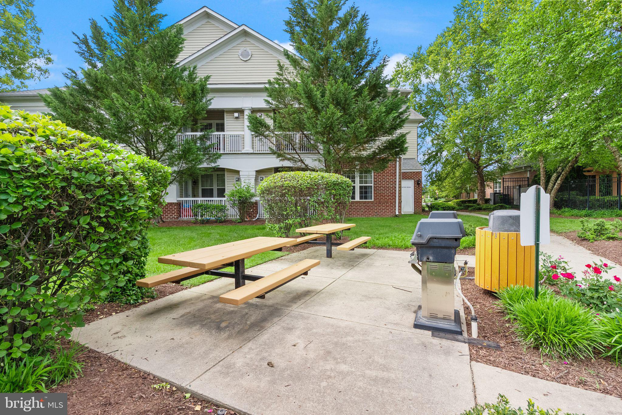 SUMMERFIELD - Residential