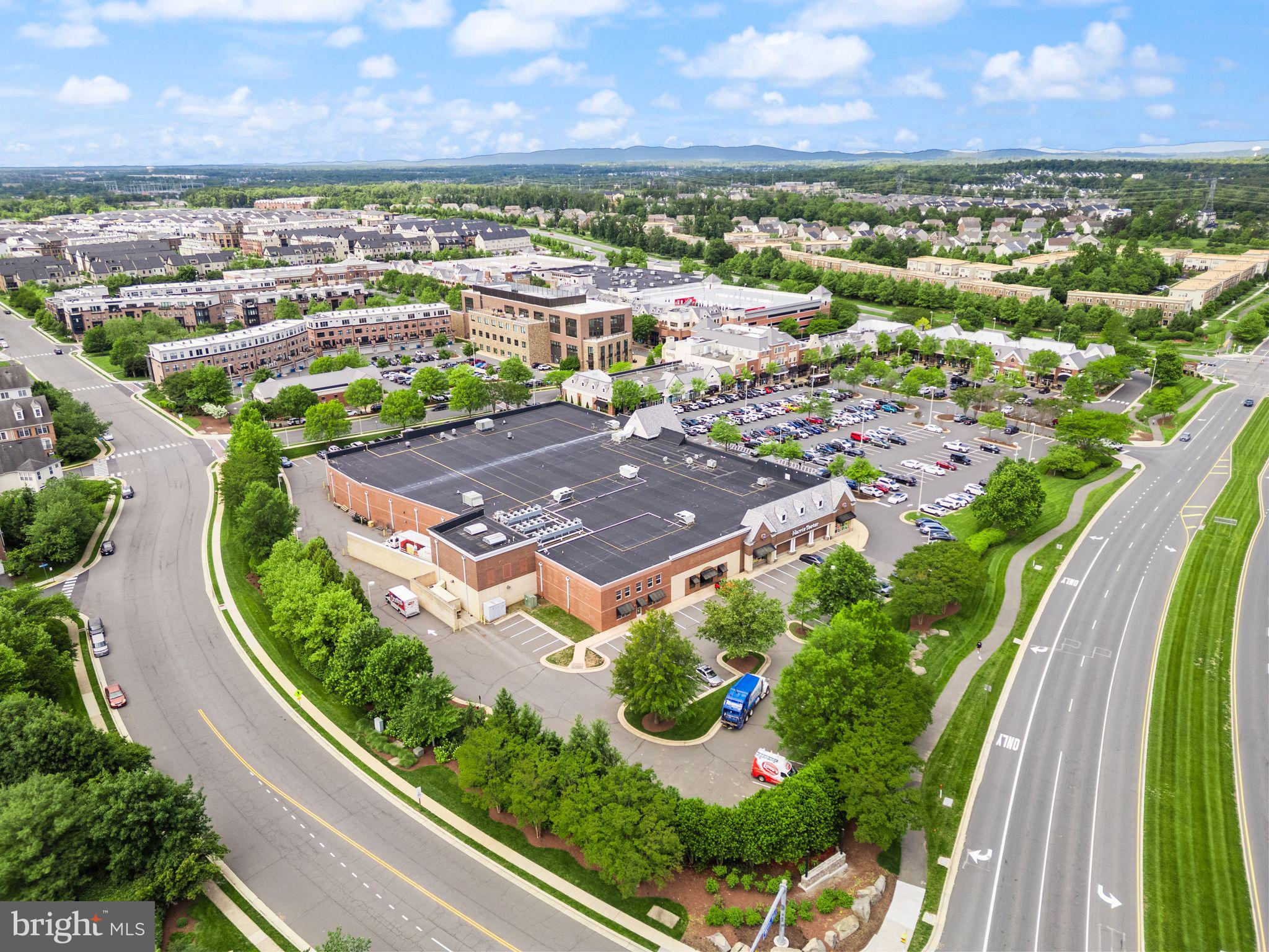 SUMMERFIELD - Residential