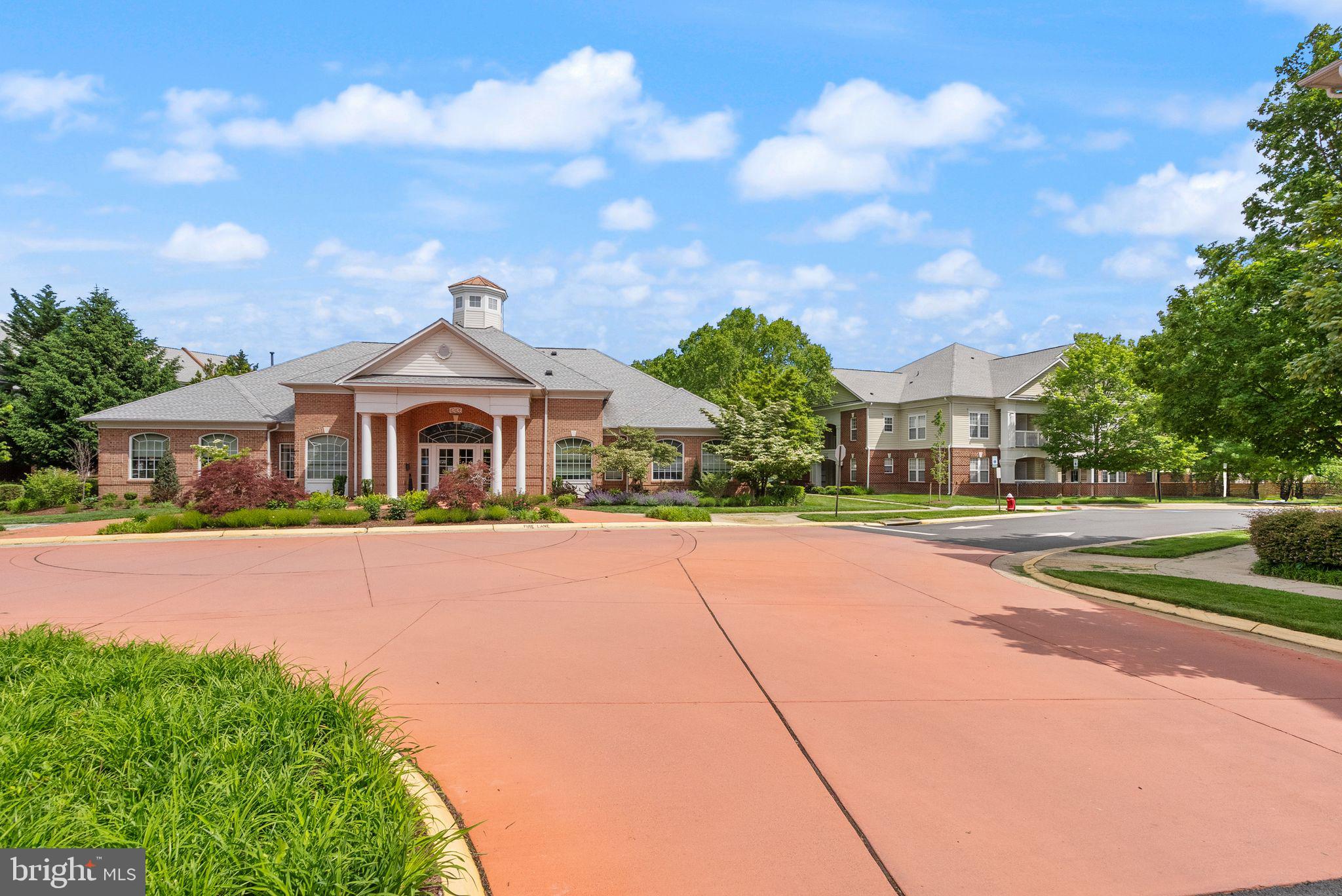 SUMMERFIELD - Residential