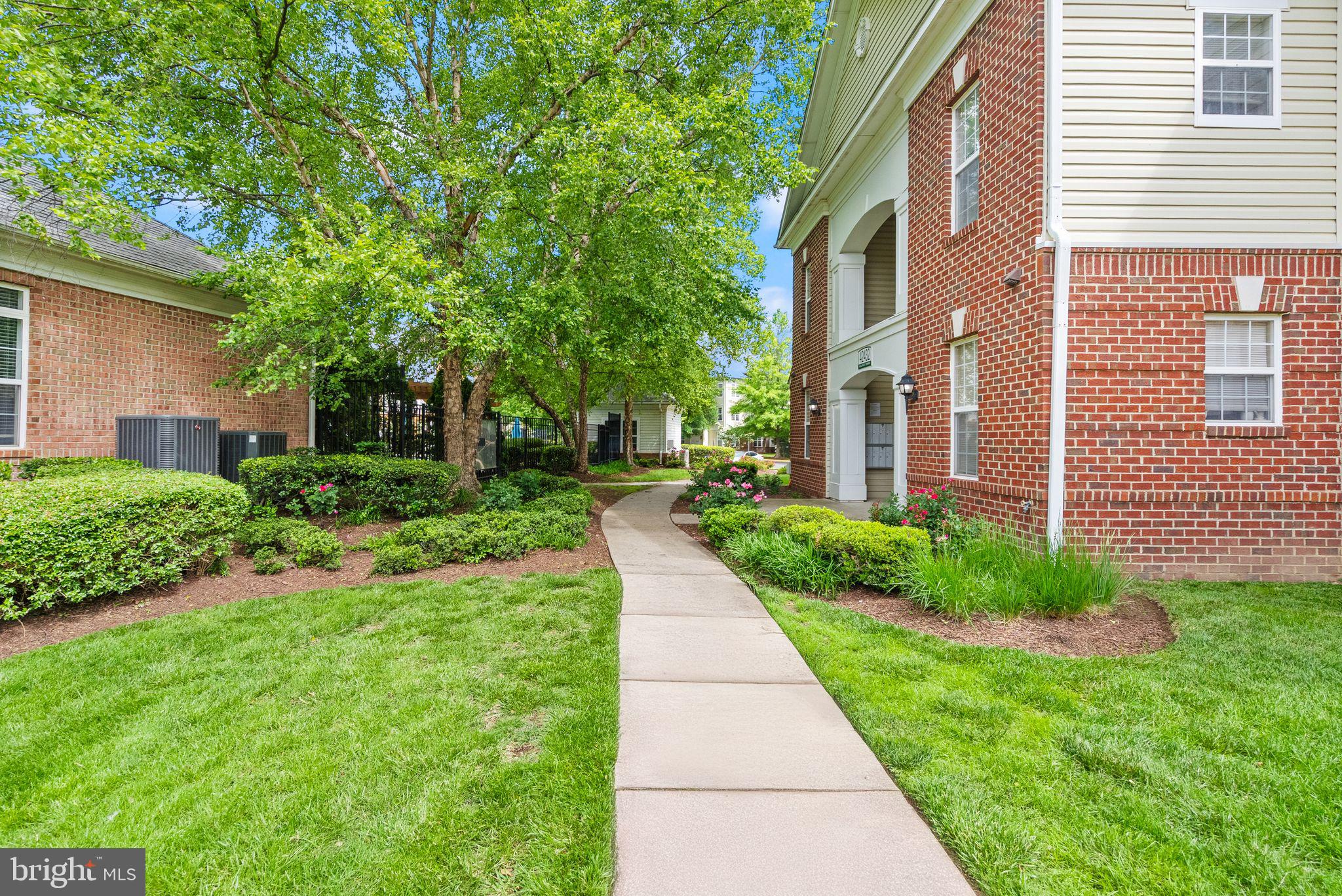 42432 HOLLYHOCK TERRACE 101