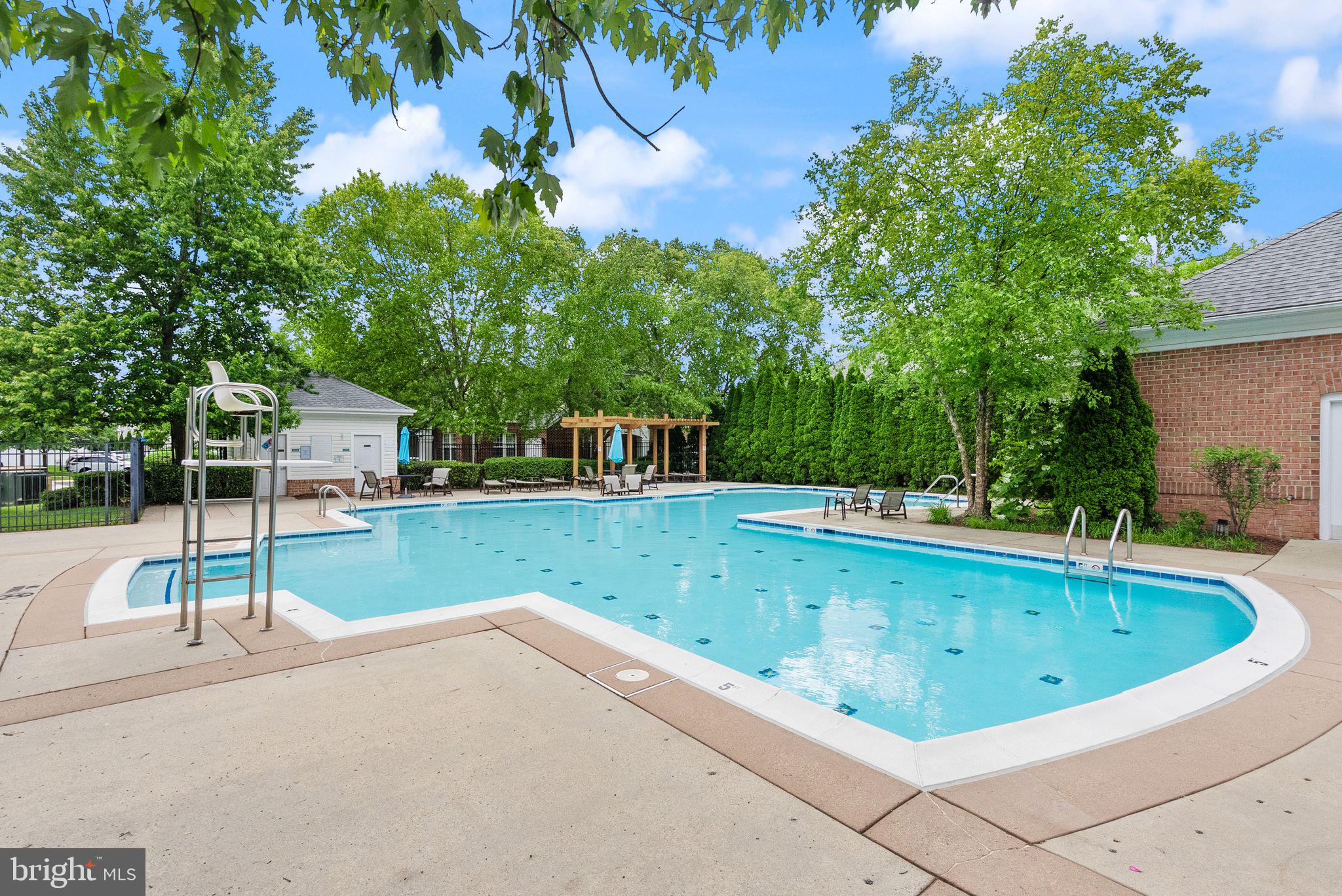 SUMMERFIELD - Residential