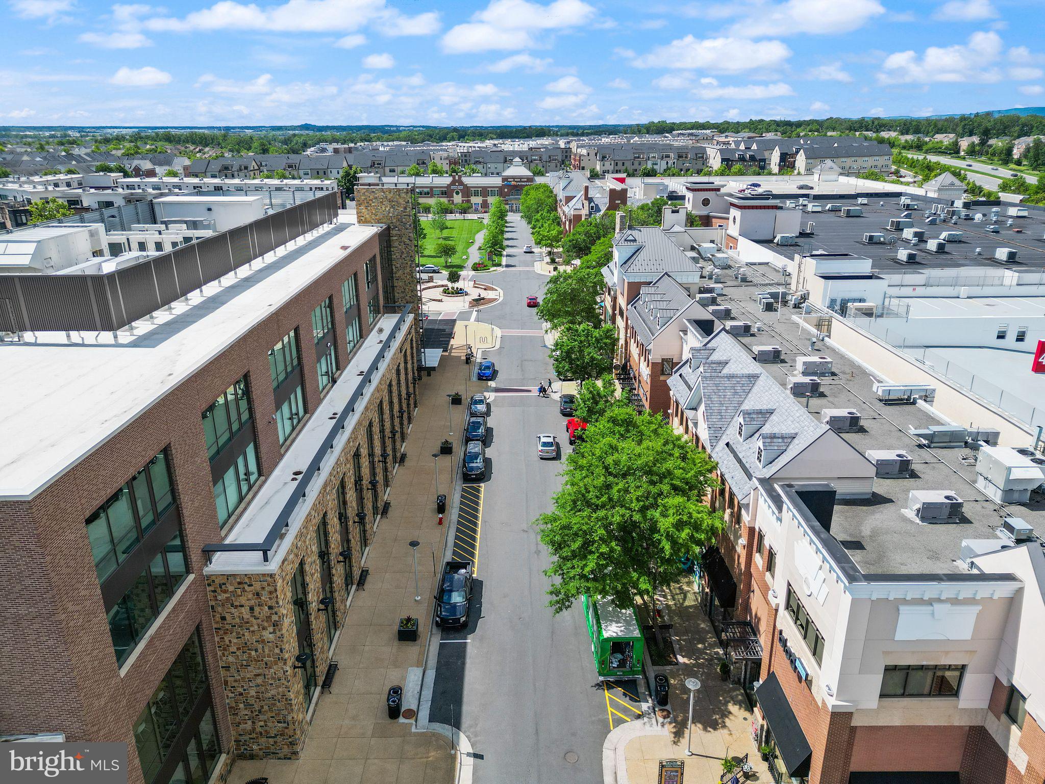 SUMMERFIELD - Residential