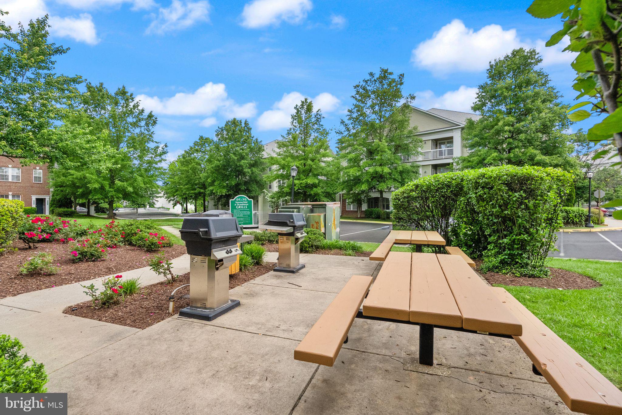 SUMMERFIELD - Residential