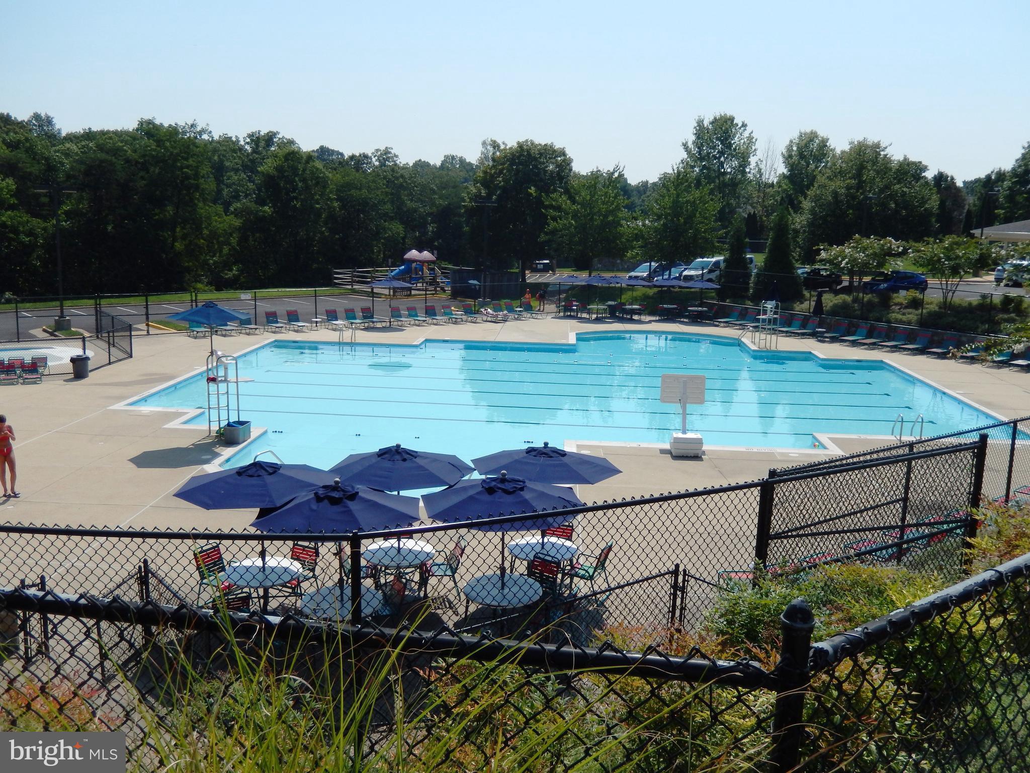 COMPTON VILLAGE - Residential