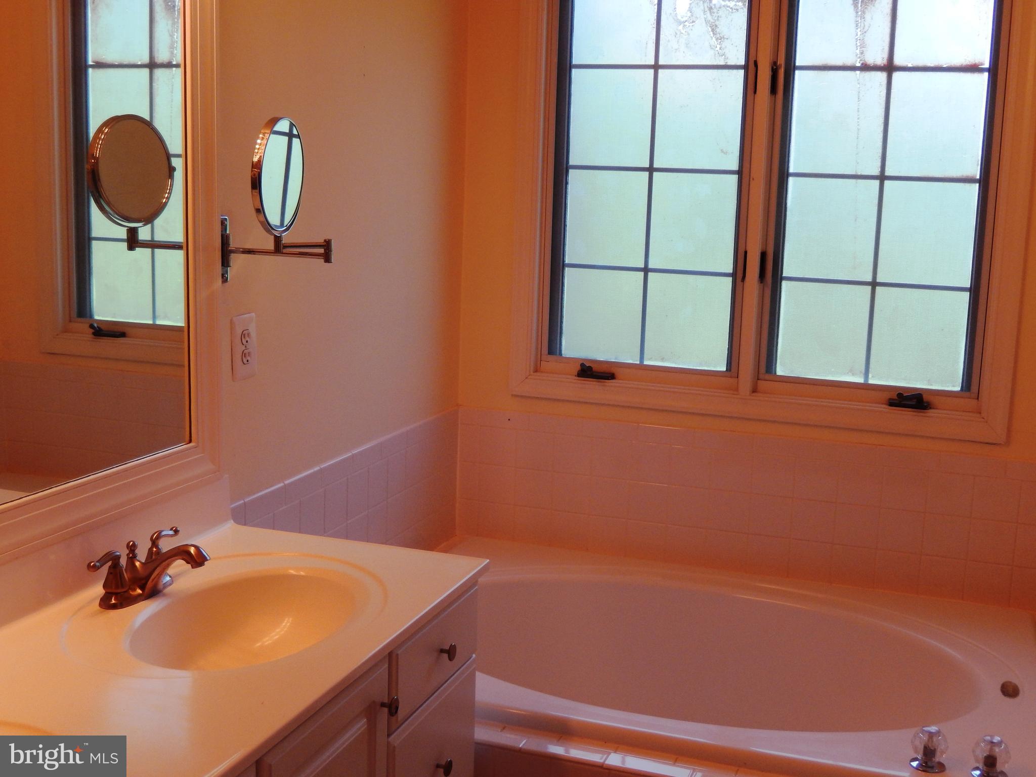 COMPTON VILLAGE - Residential