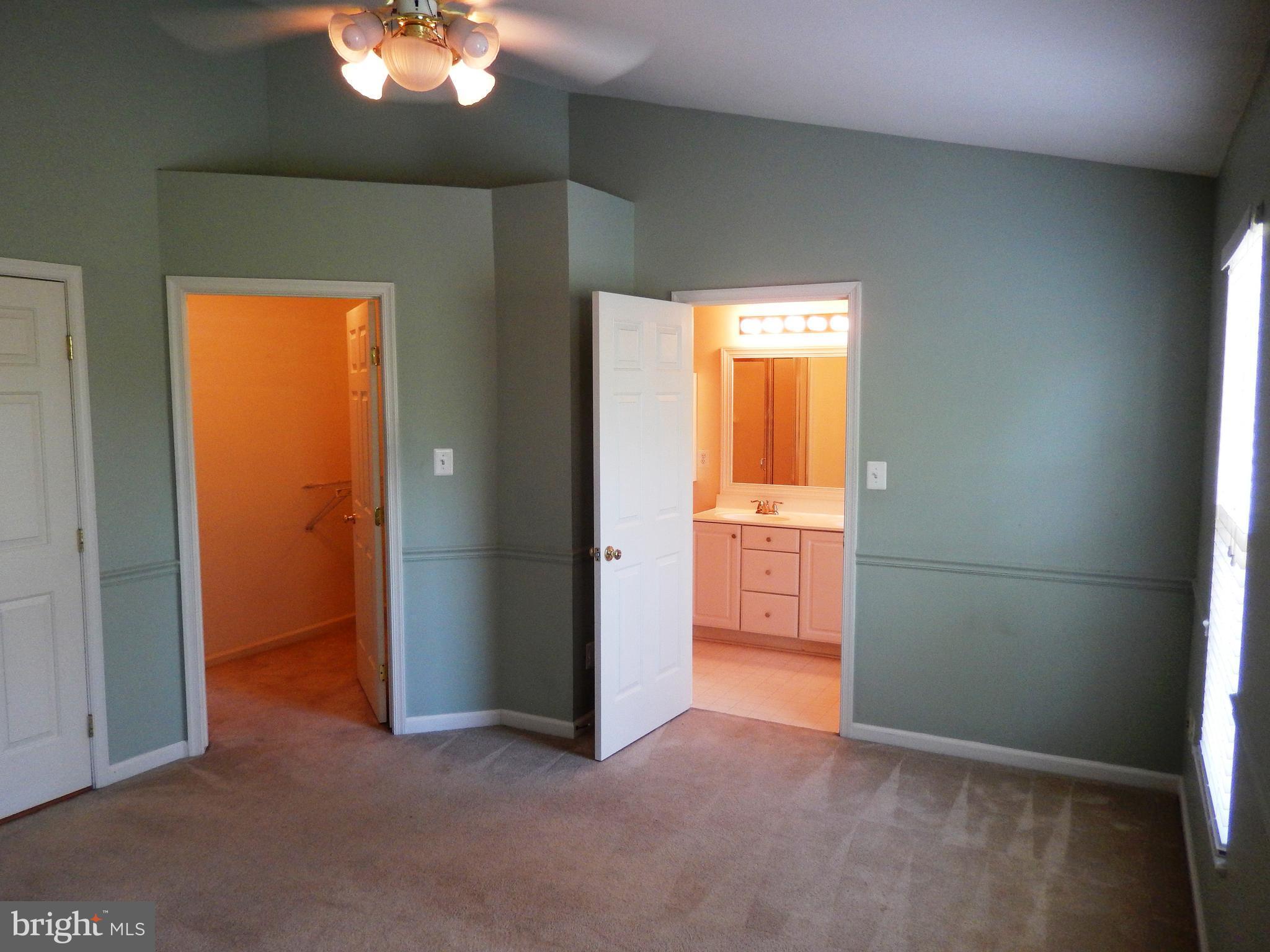 COMPTON VILLAGE - Residential