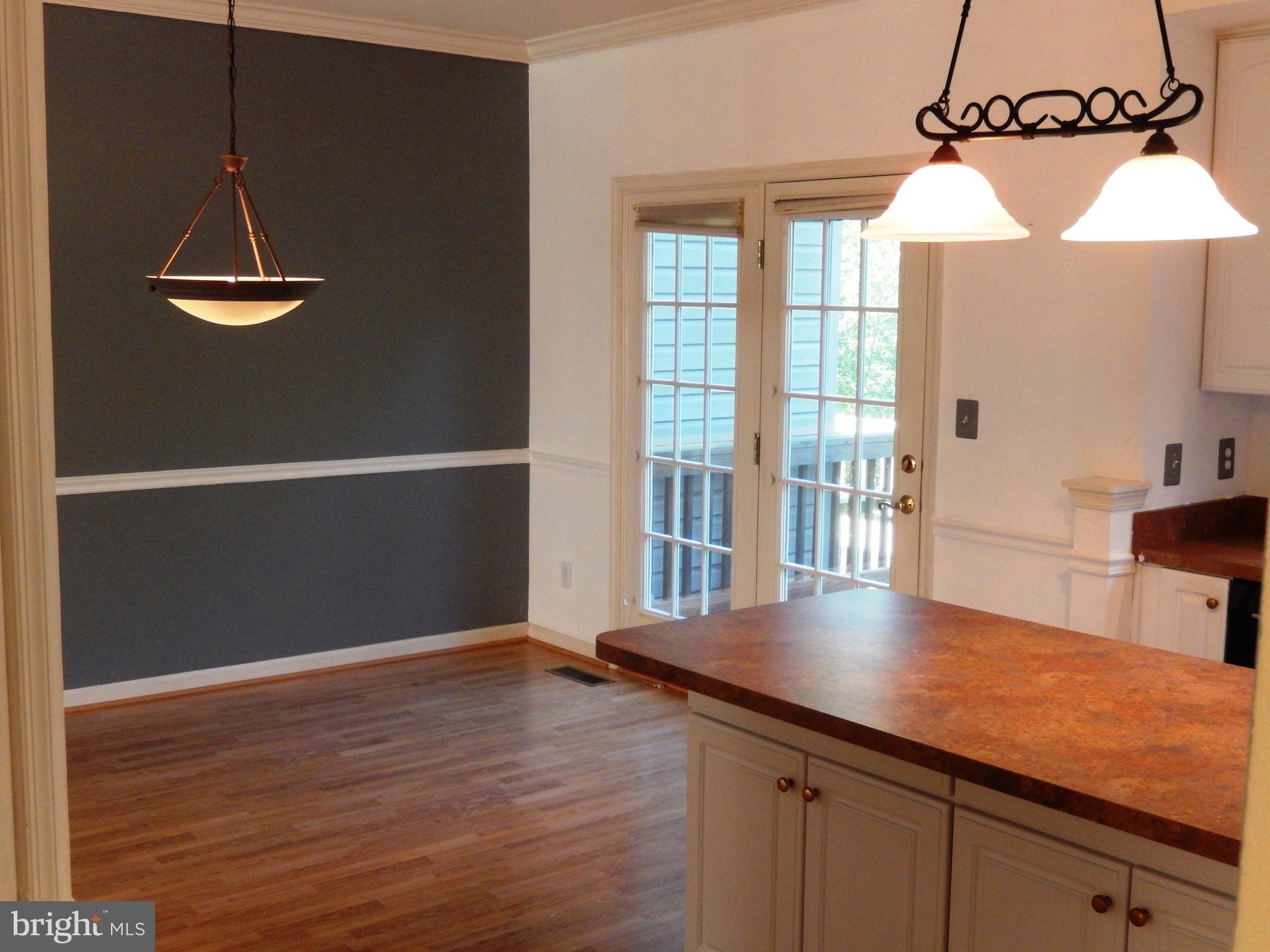 COMPTON VILLAGE - Residential