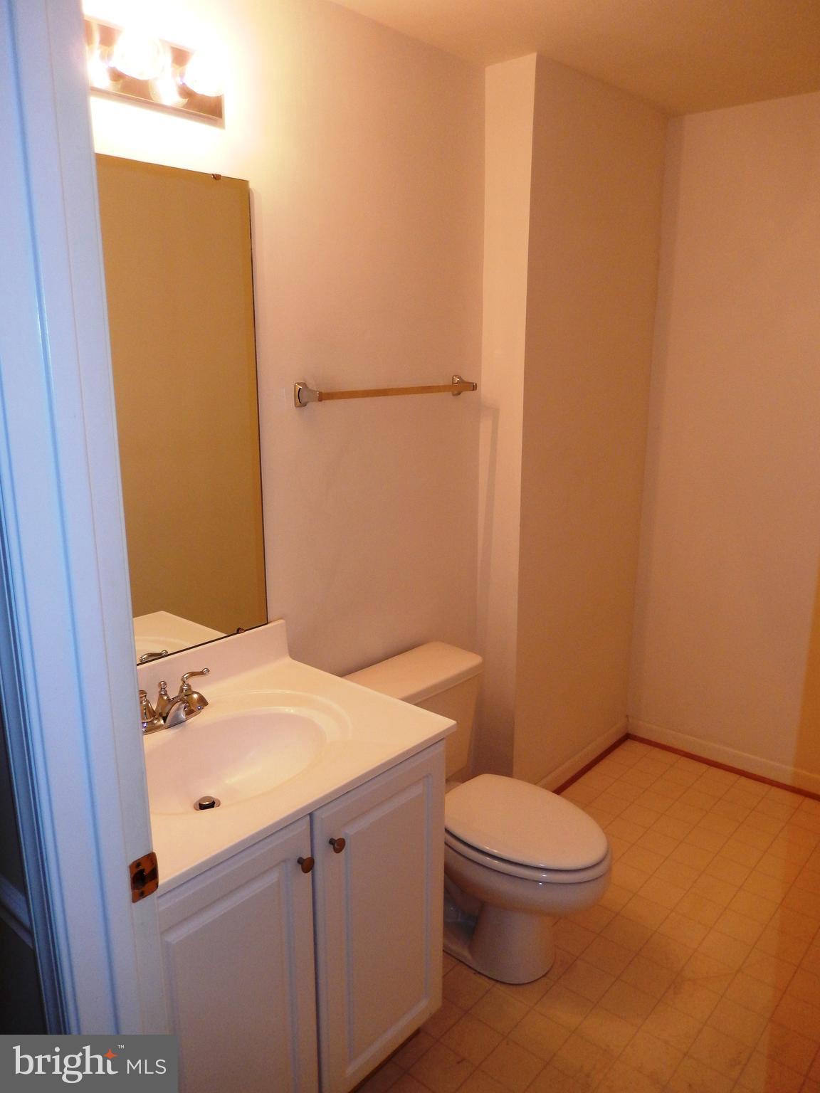 COMPTON VILLAGE - Residential