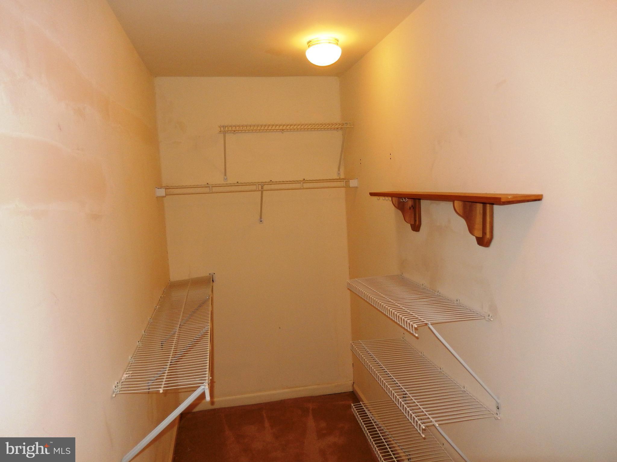 COMPTON VILLAGE - Residential