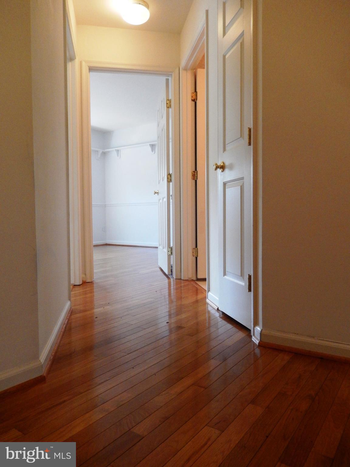 COMPTON VILLAGE - Residential