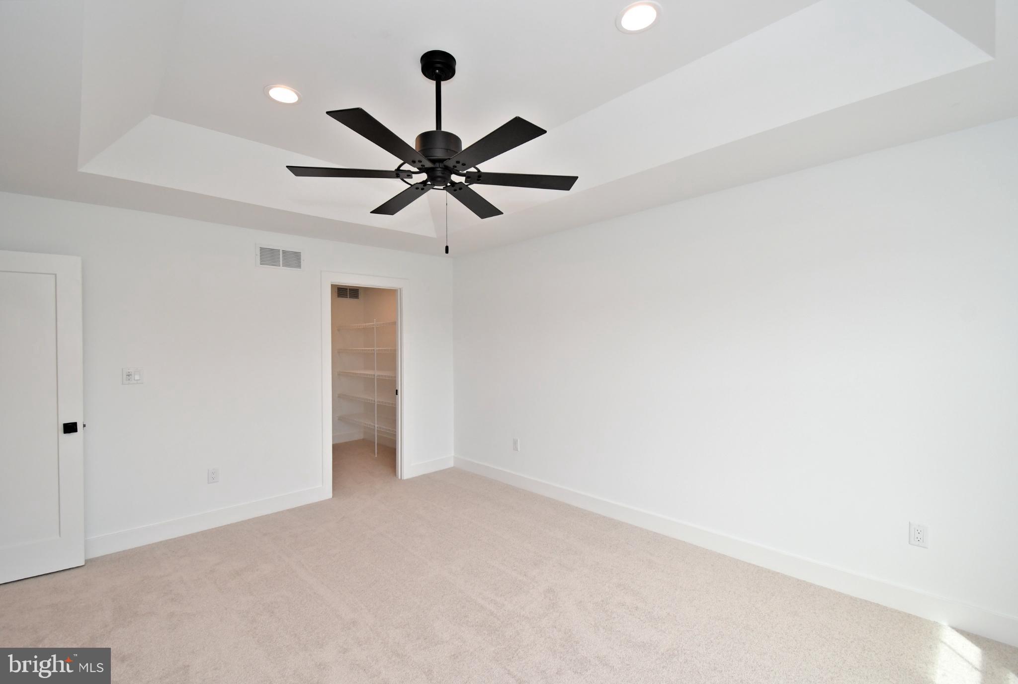 SYCAMORE FARM - Residential