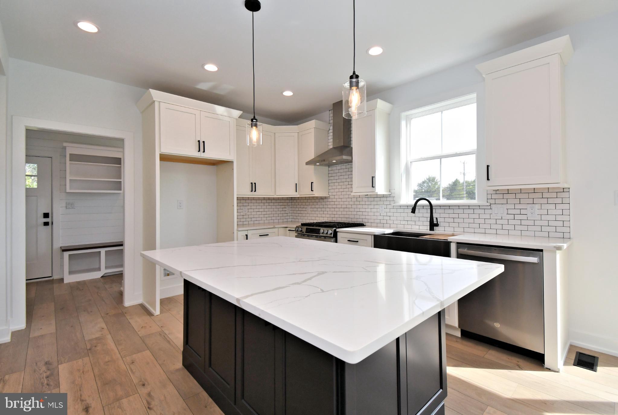 SYCAMORE FARM - Residential