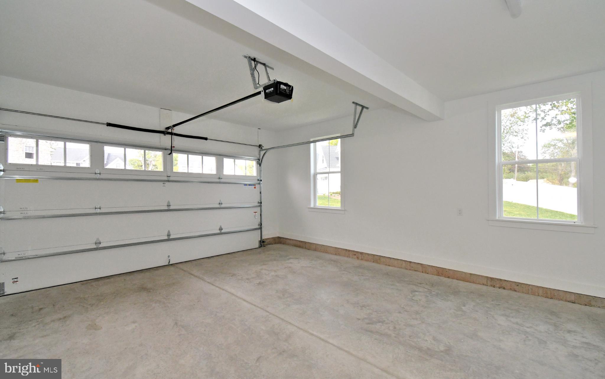 SYCAMORE FARM - Residential