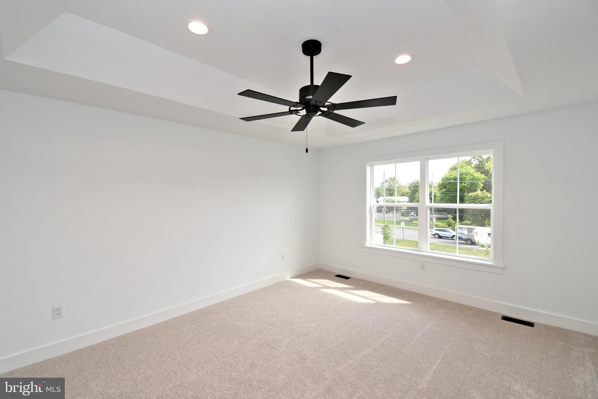 SYCAMORE FARM - Residential