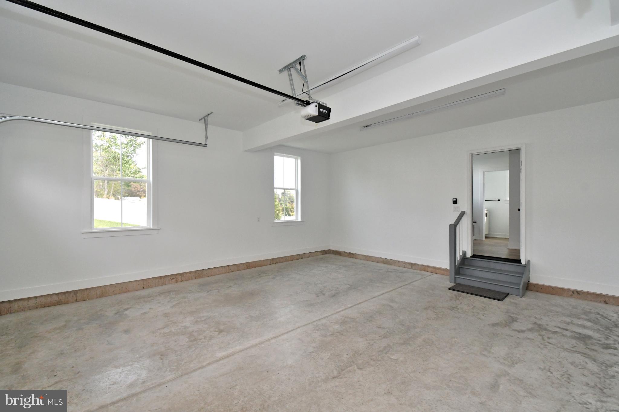 SYCAMORE FARM - Residential