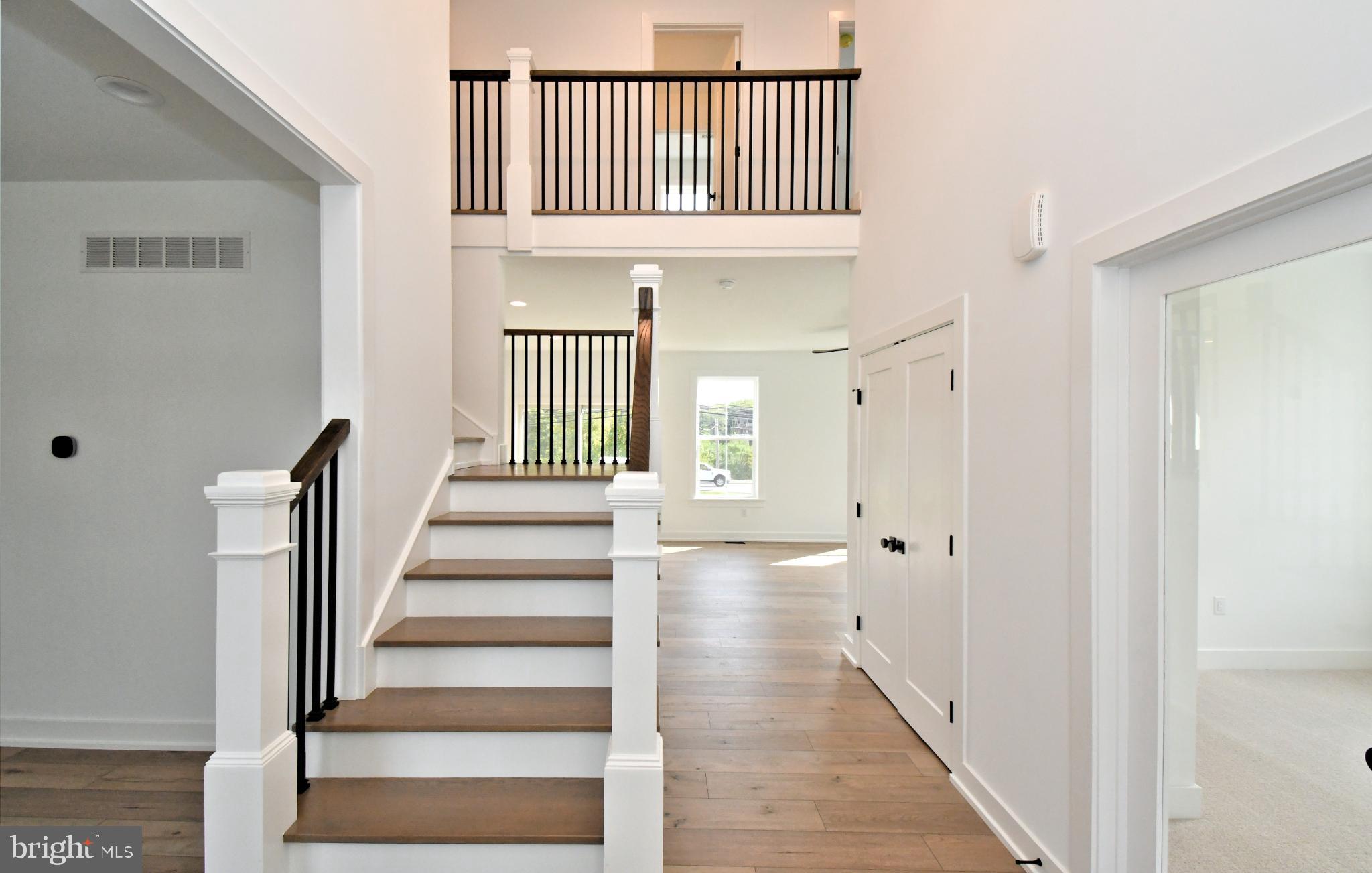 942 STEIN COURT