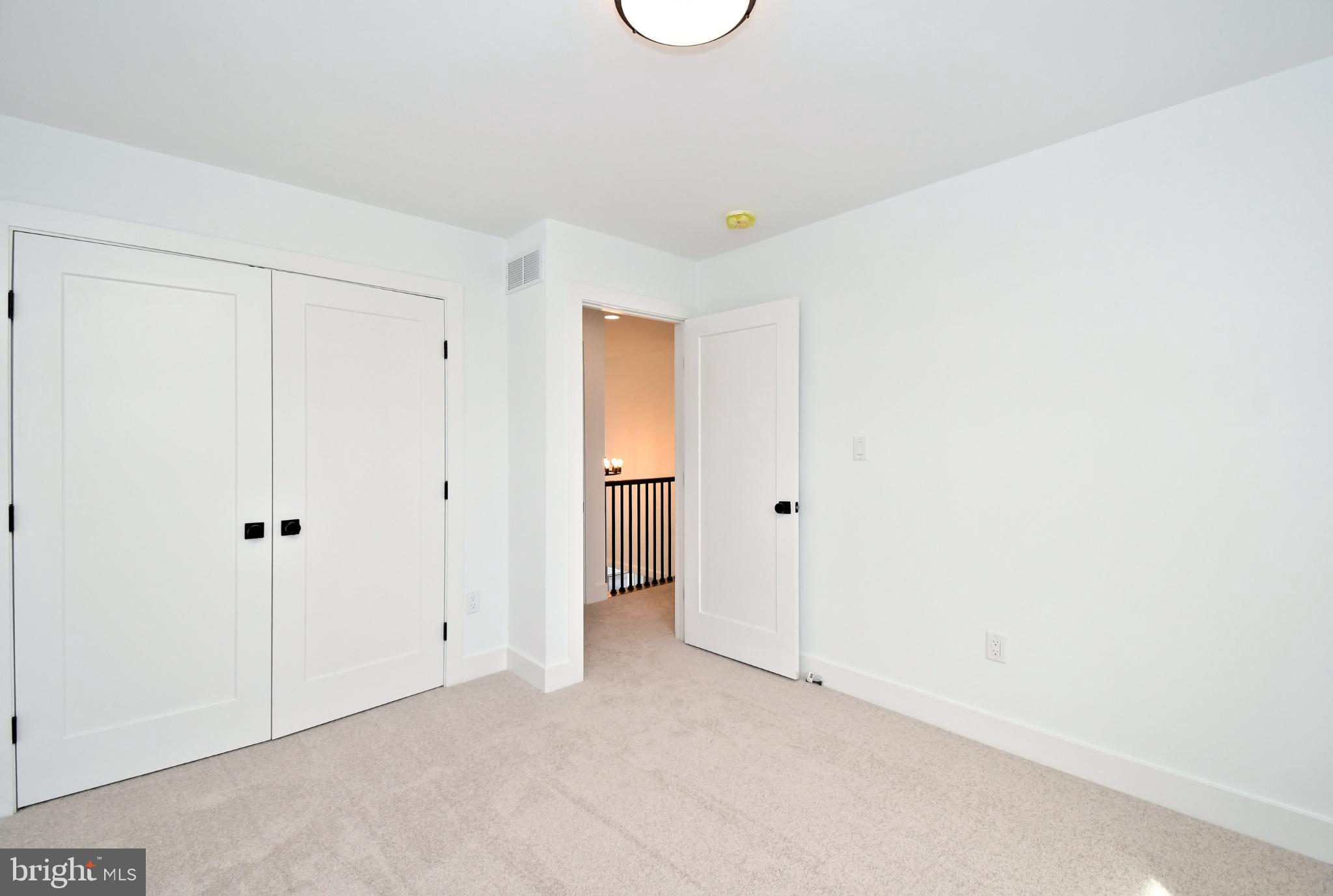 SYCAMORE FARM - Residential