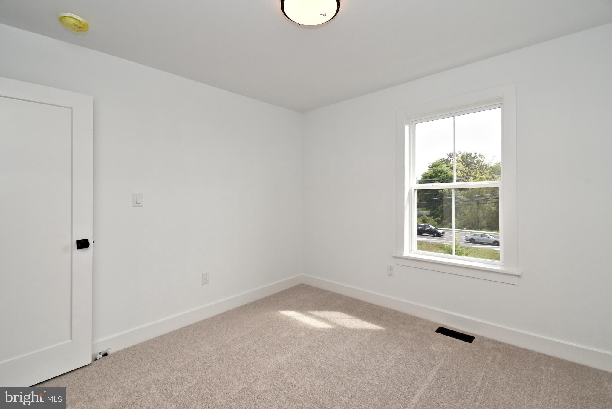 SYCAMORE FARM - Residential