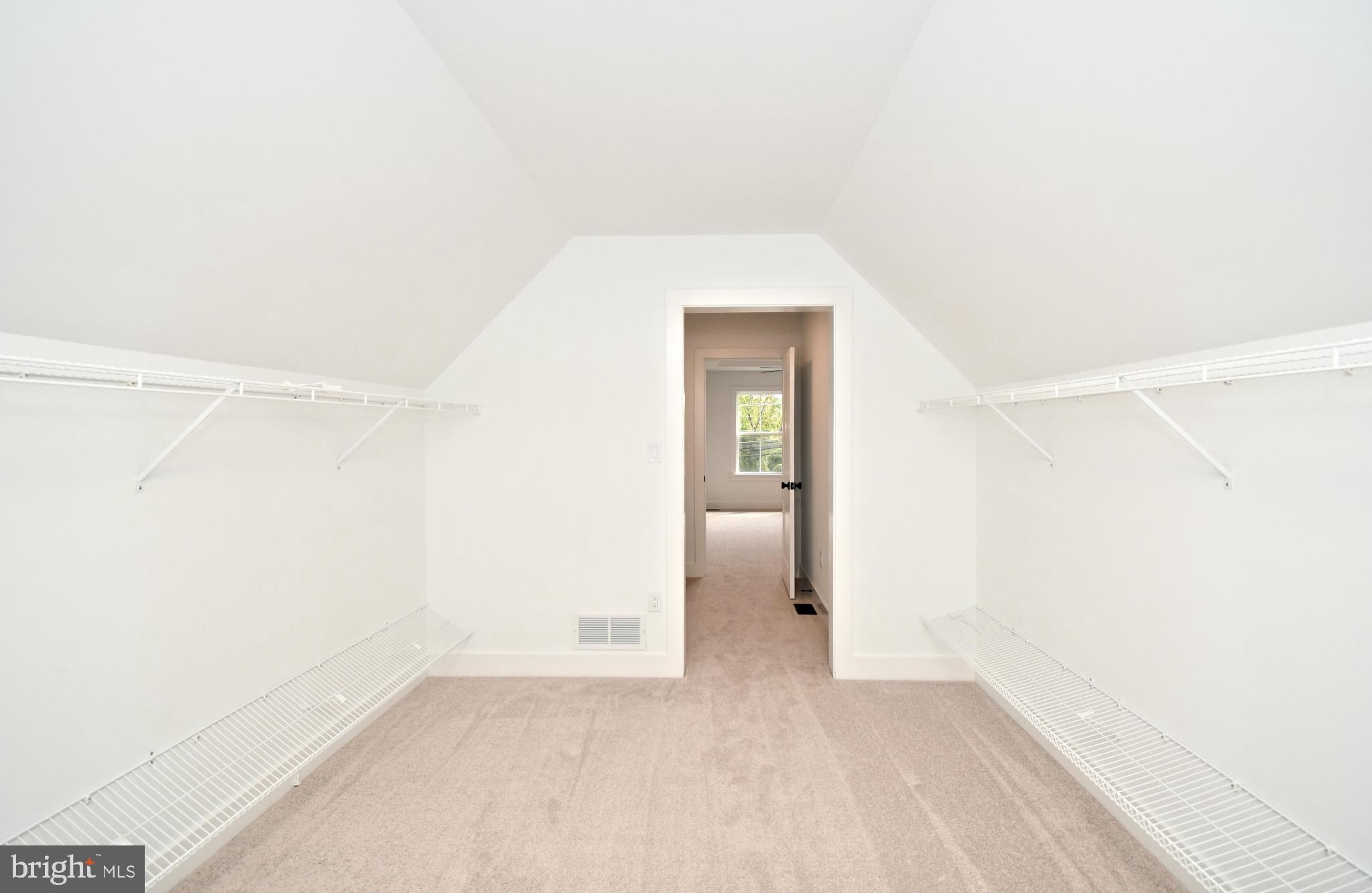 SYCAMORE FARM - Residential