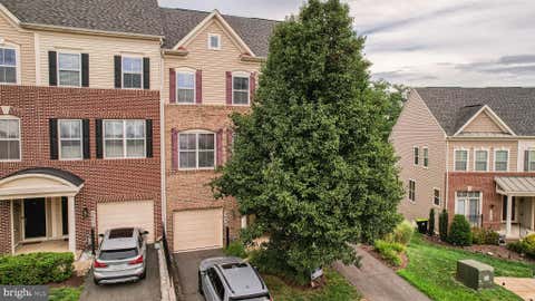 Photo of 3030 Chinkapin Oak Lane, WOODBRIDGE, VA 22191 (MLS # VAPW2125412)