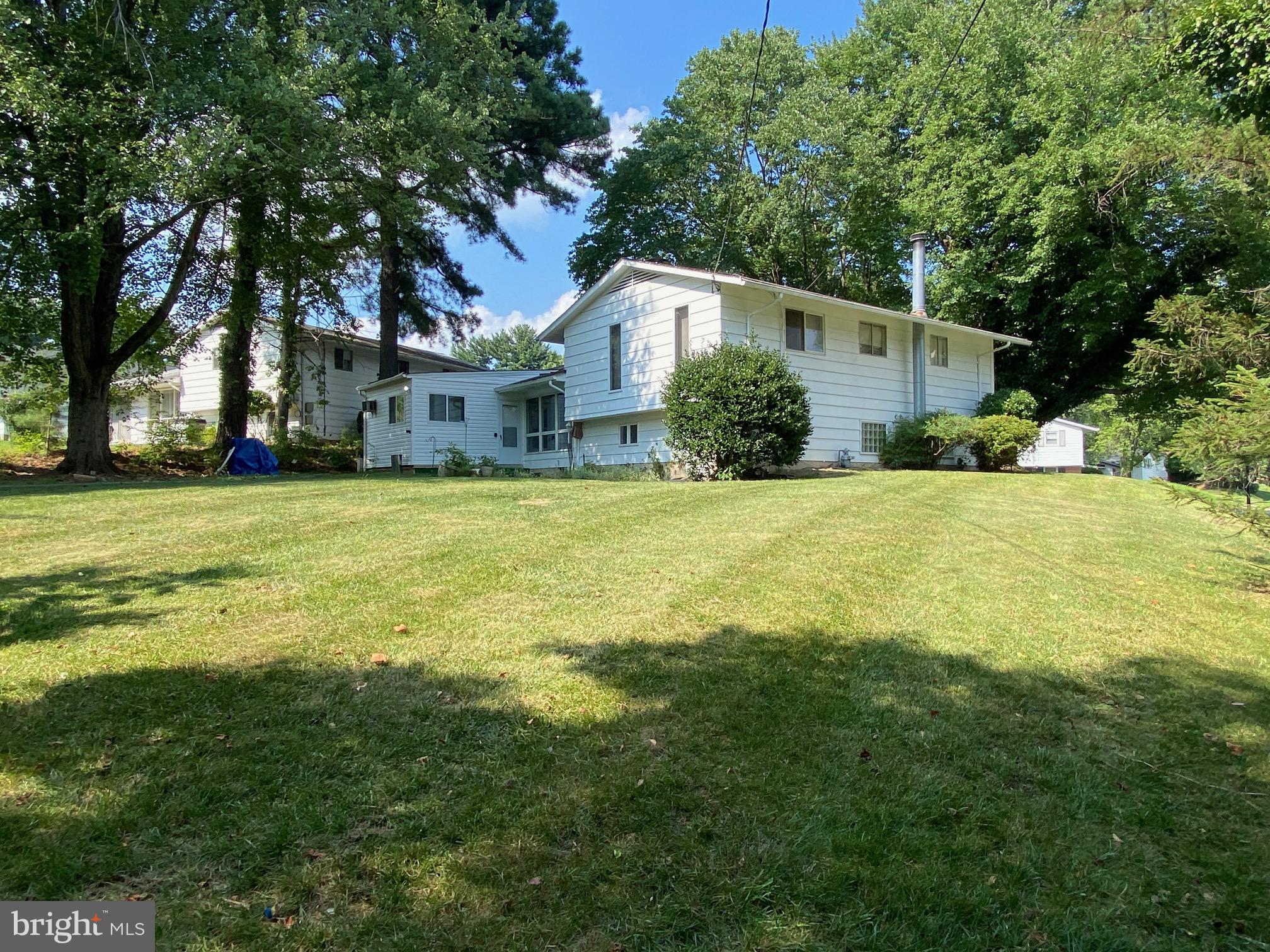 OLD COURT ESTATES - Residential