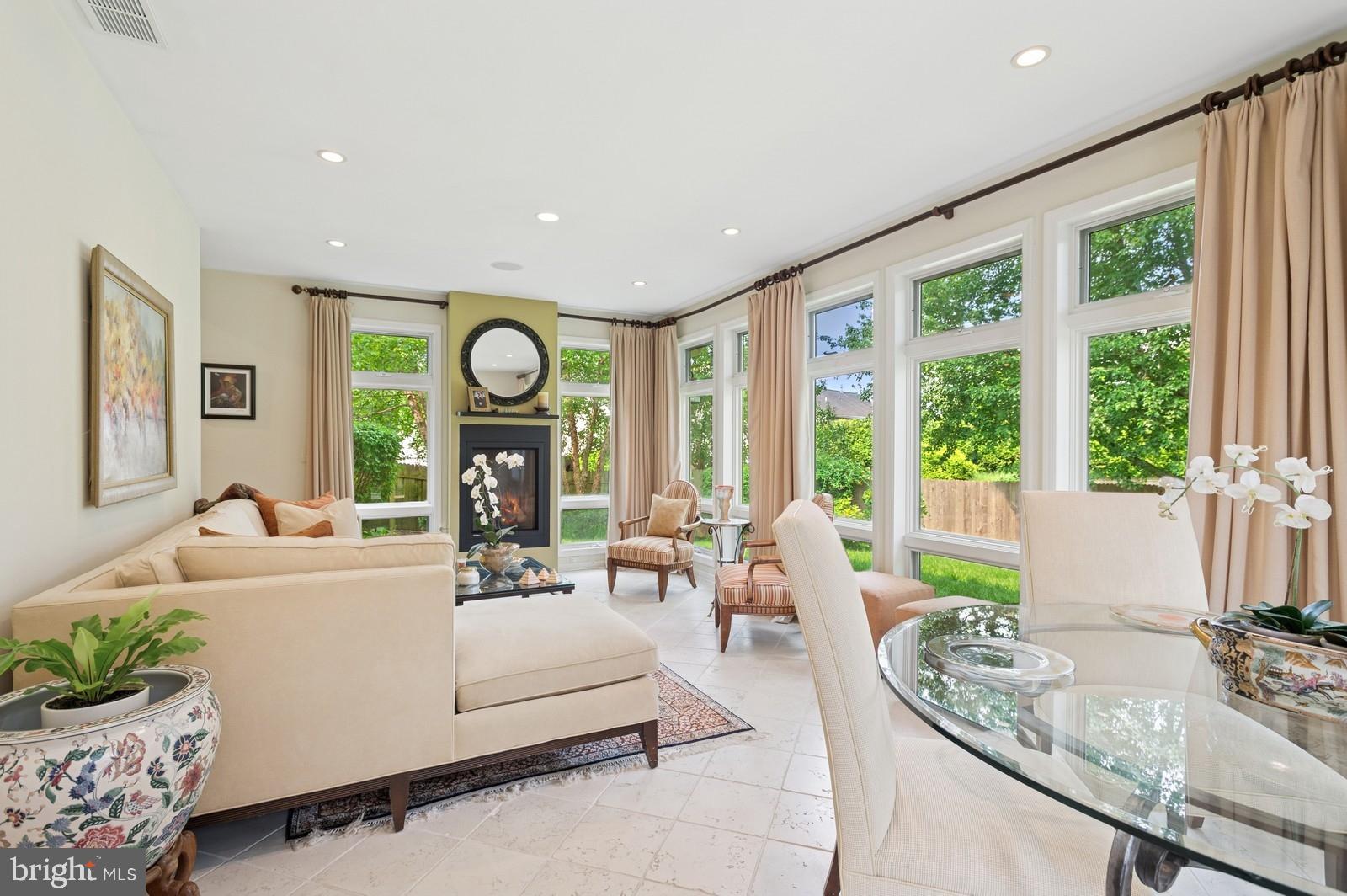 FAIRFIELD - Residential