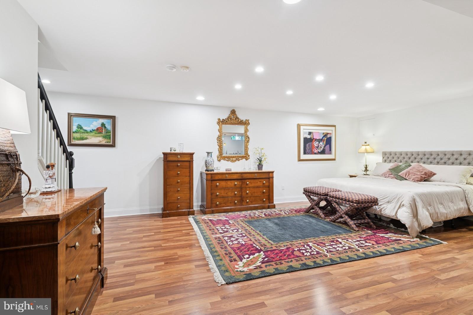 FAIRFIELD - Residential