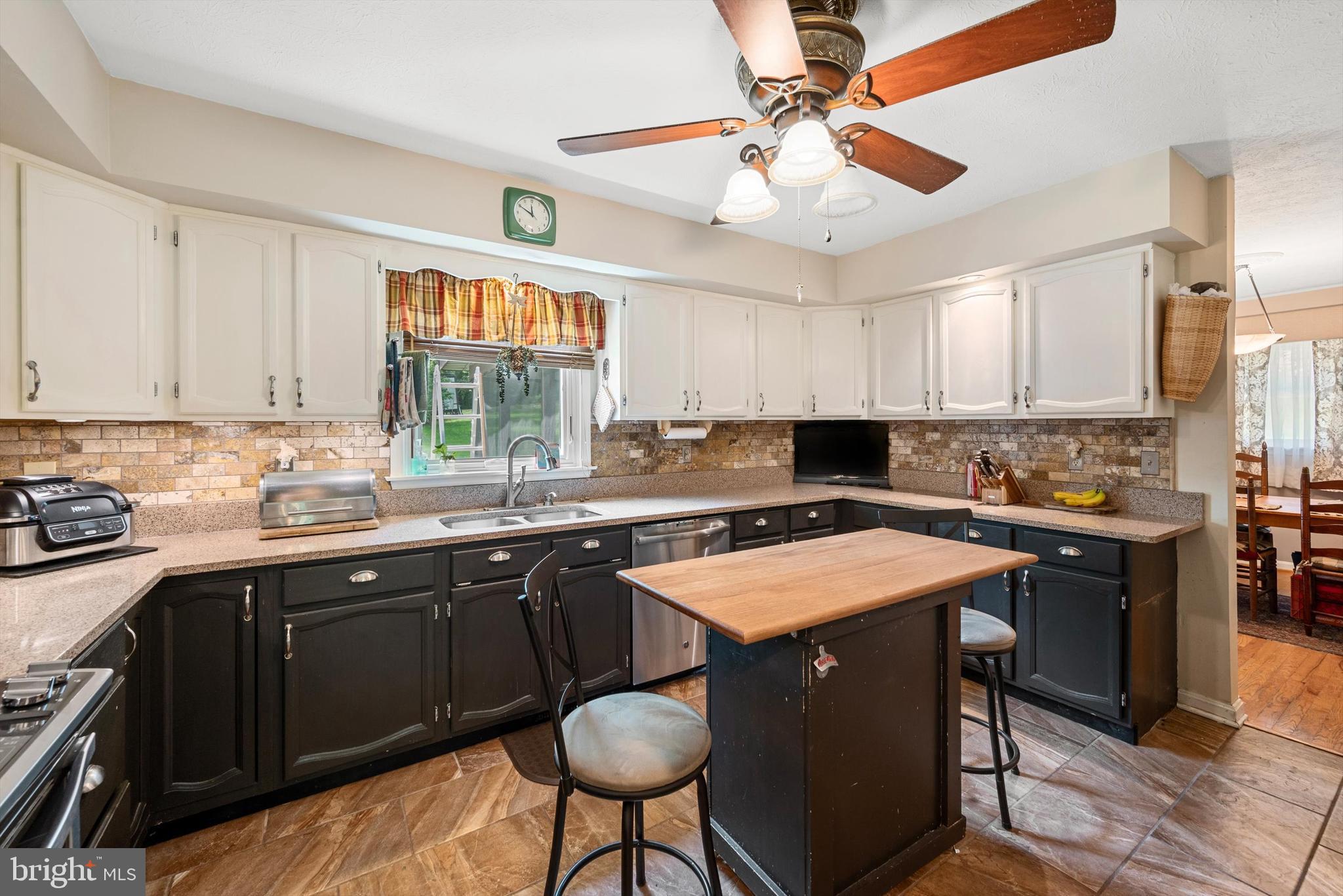 REST CHURCH - Residential