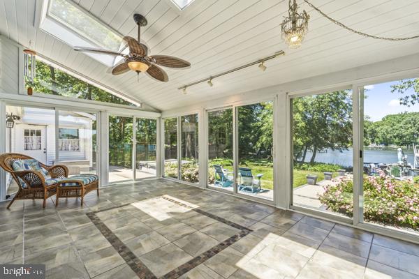 FAIR OAKS ON THE MAGOTHY - Residential