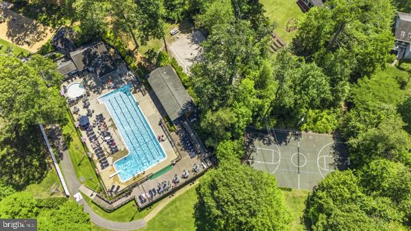 FAIR OAKS ON THE MAGOTHY - Residential