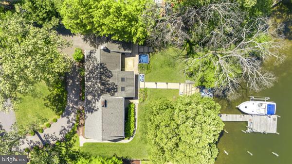 FAIR OAKS ON THE MAGOTHY - Residential