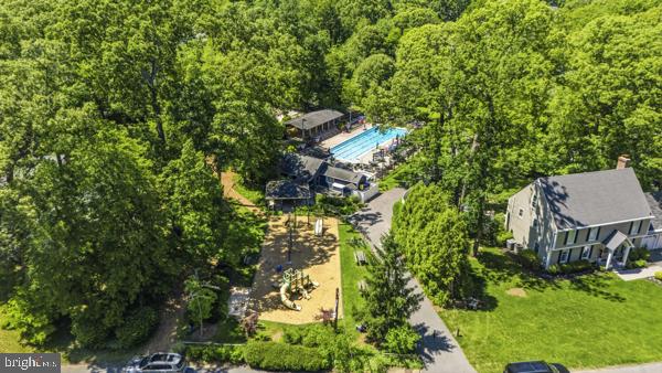 FAIR OAKS ON THE MAGOTHY - Residential