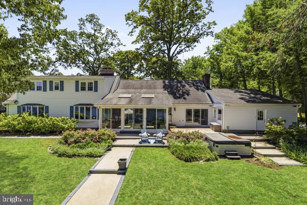 FAIR OAKS ON THE MAGOTHY - Residential