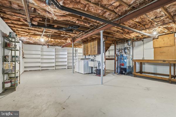 FAIR OAKS ON THE MAGOTHY - Residential