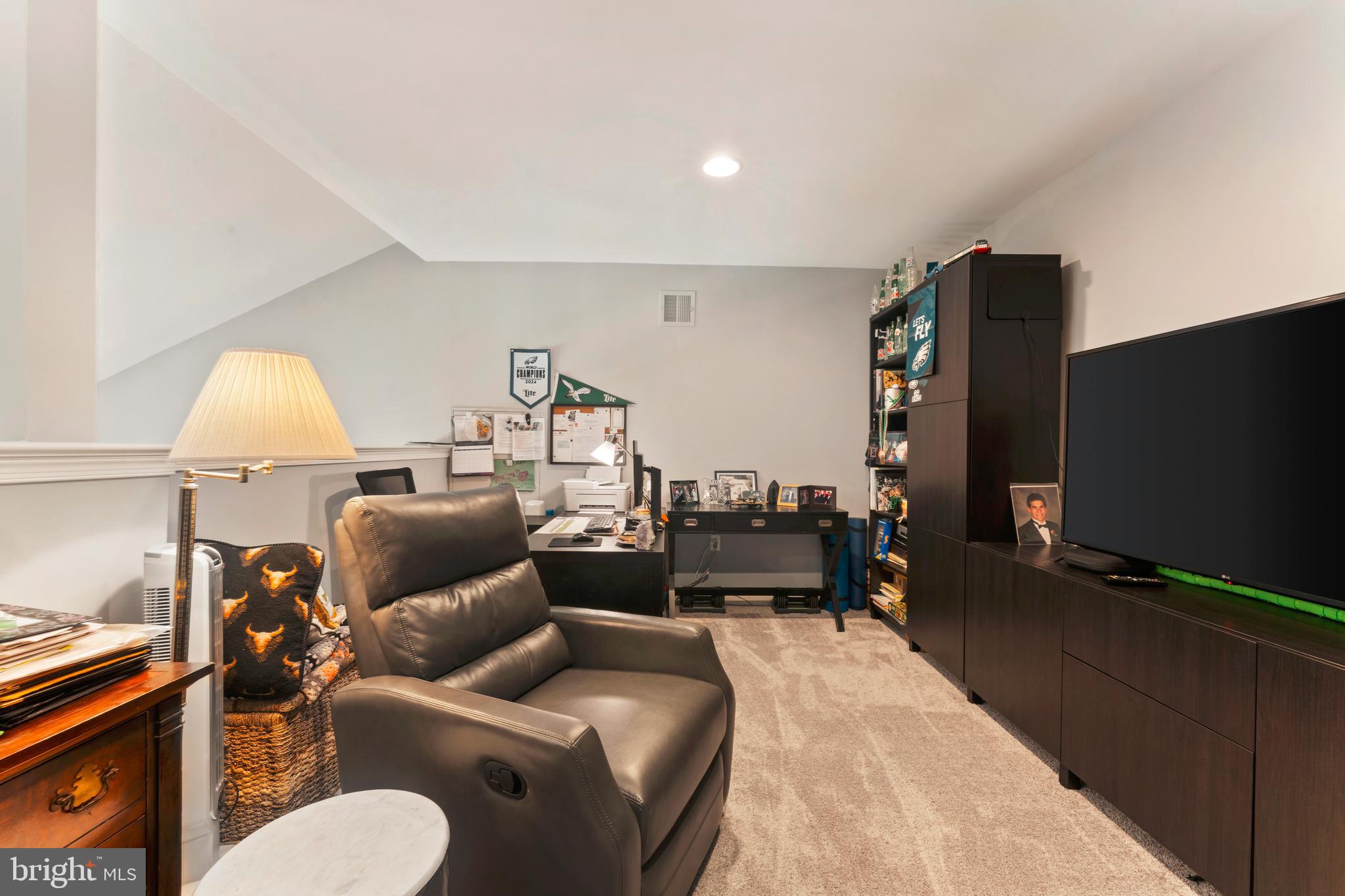 HUNTINGDON PLACE - Residential