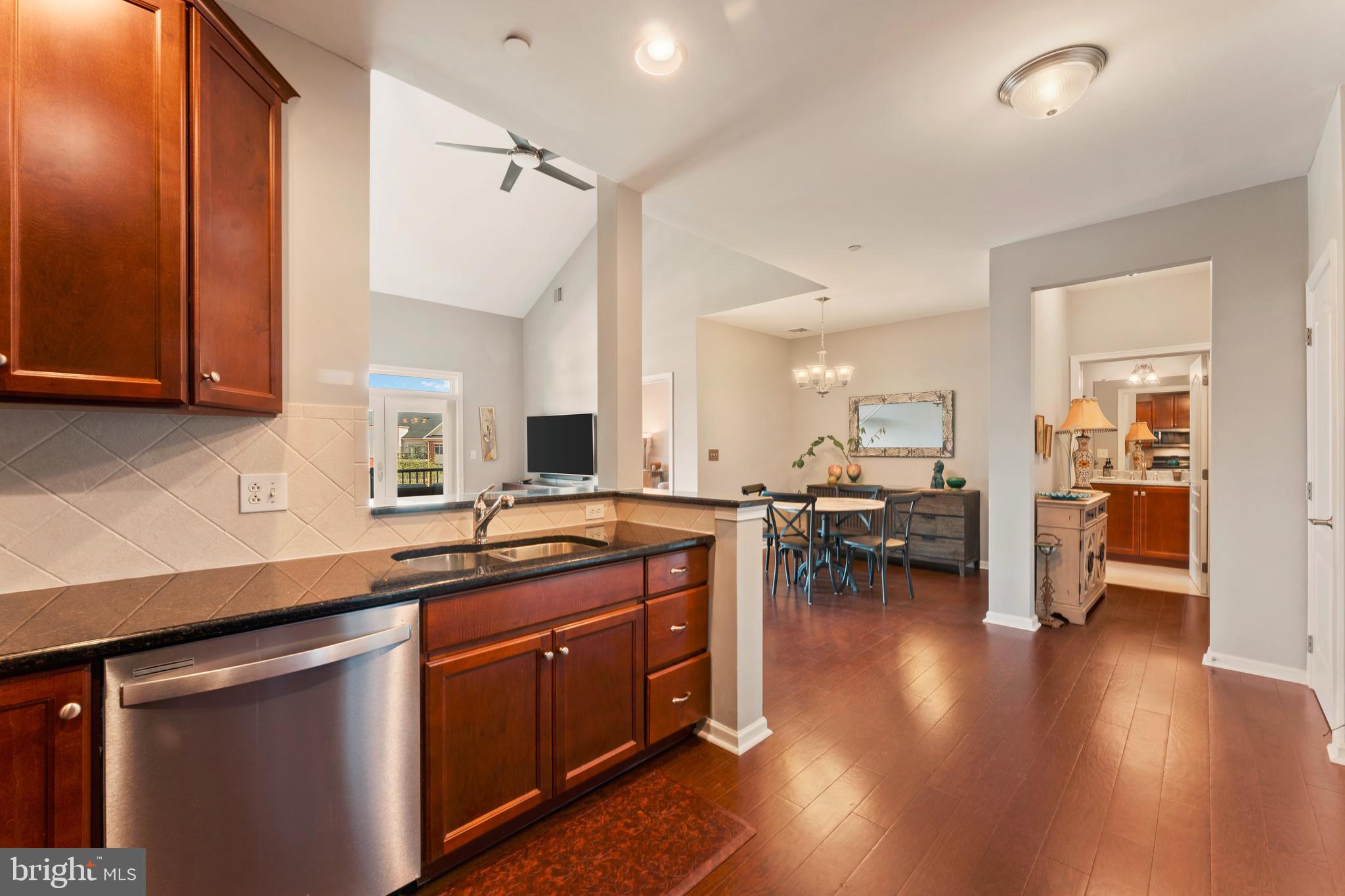 HUNTINGDON PLACE - Residential