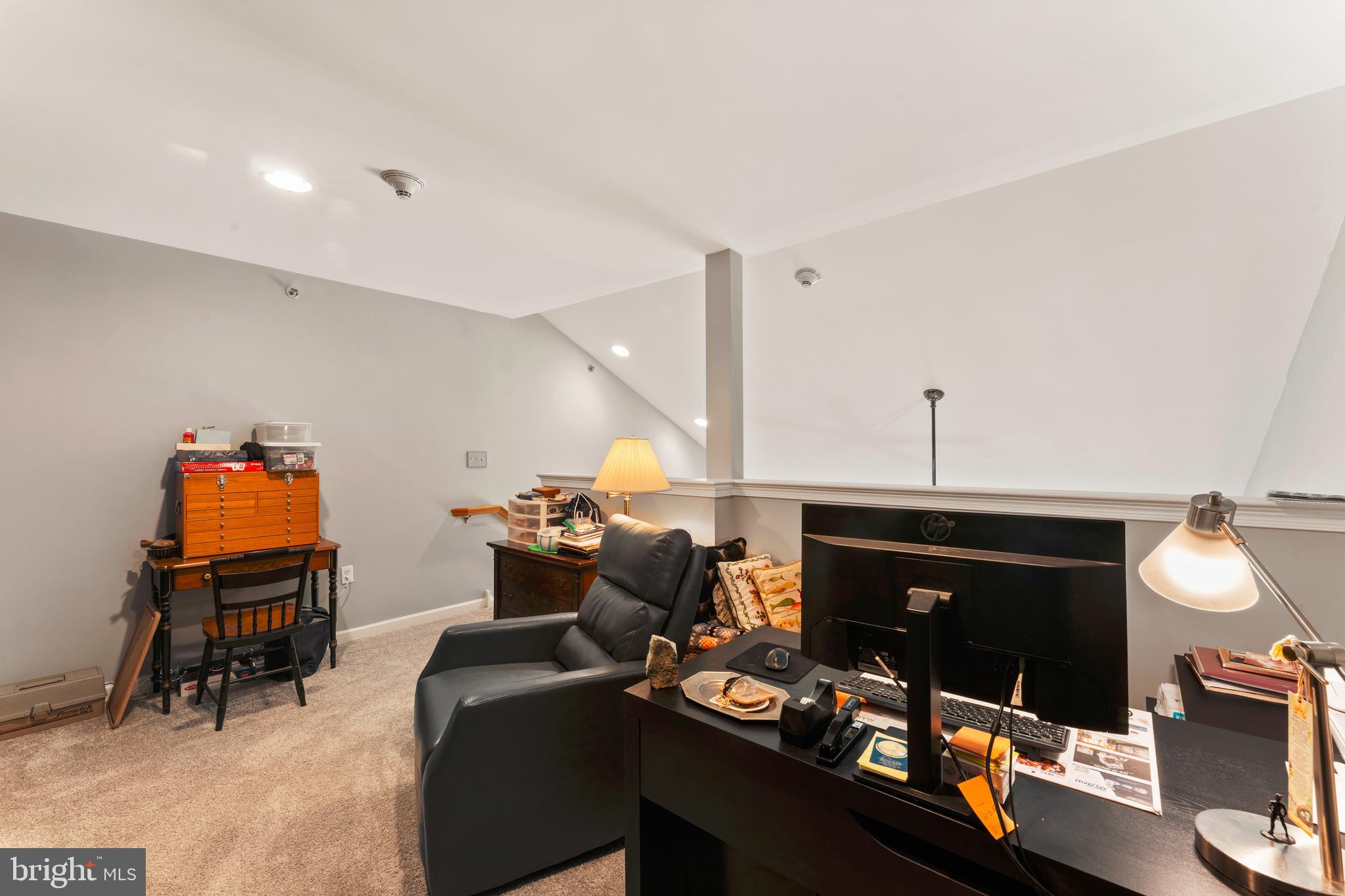 HUNTINGDON PLACE - Residential