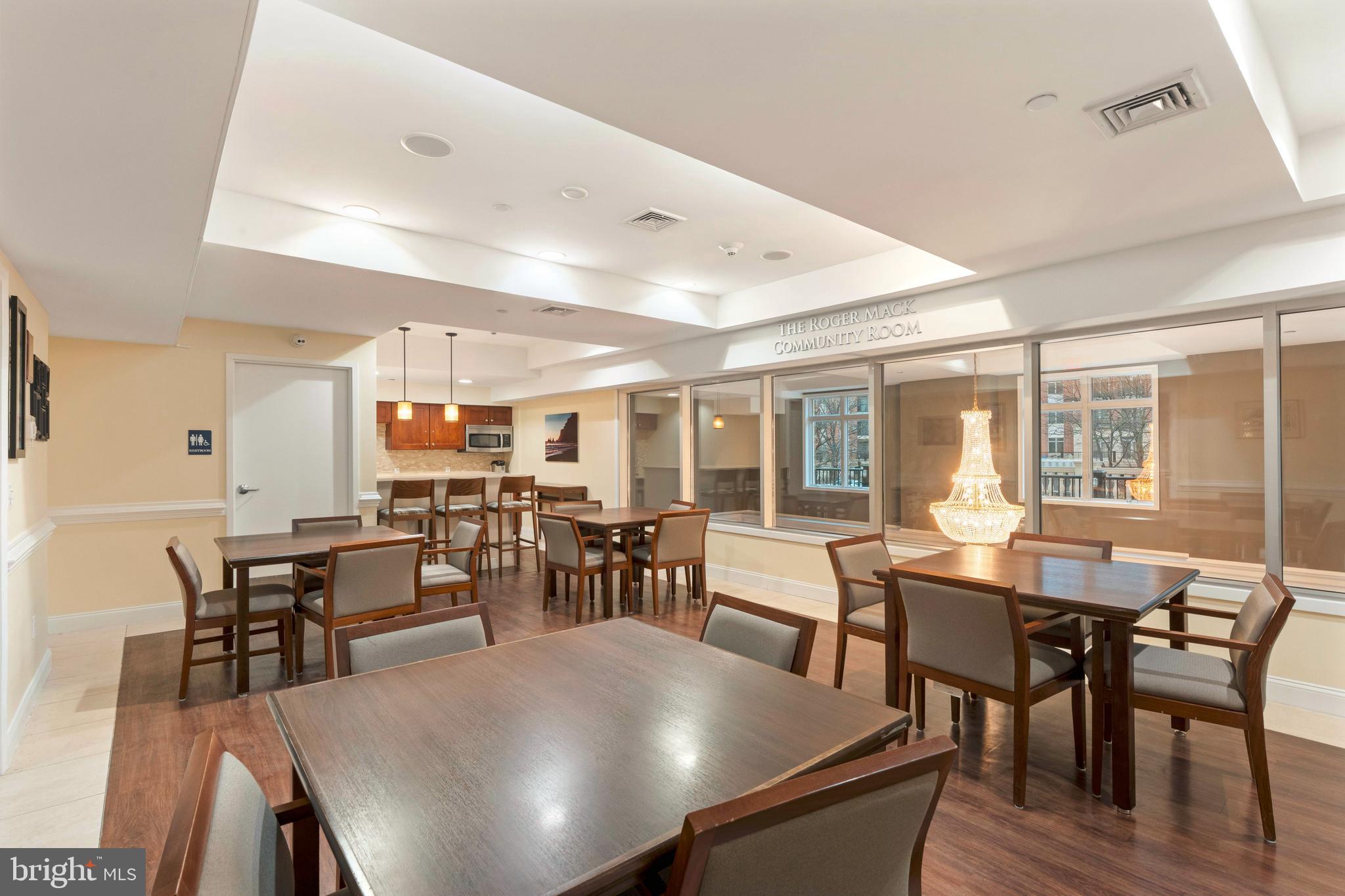 HUNTINGDON PLACE - Residential