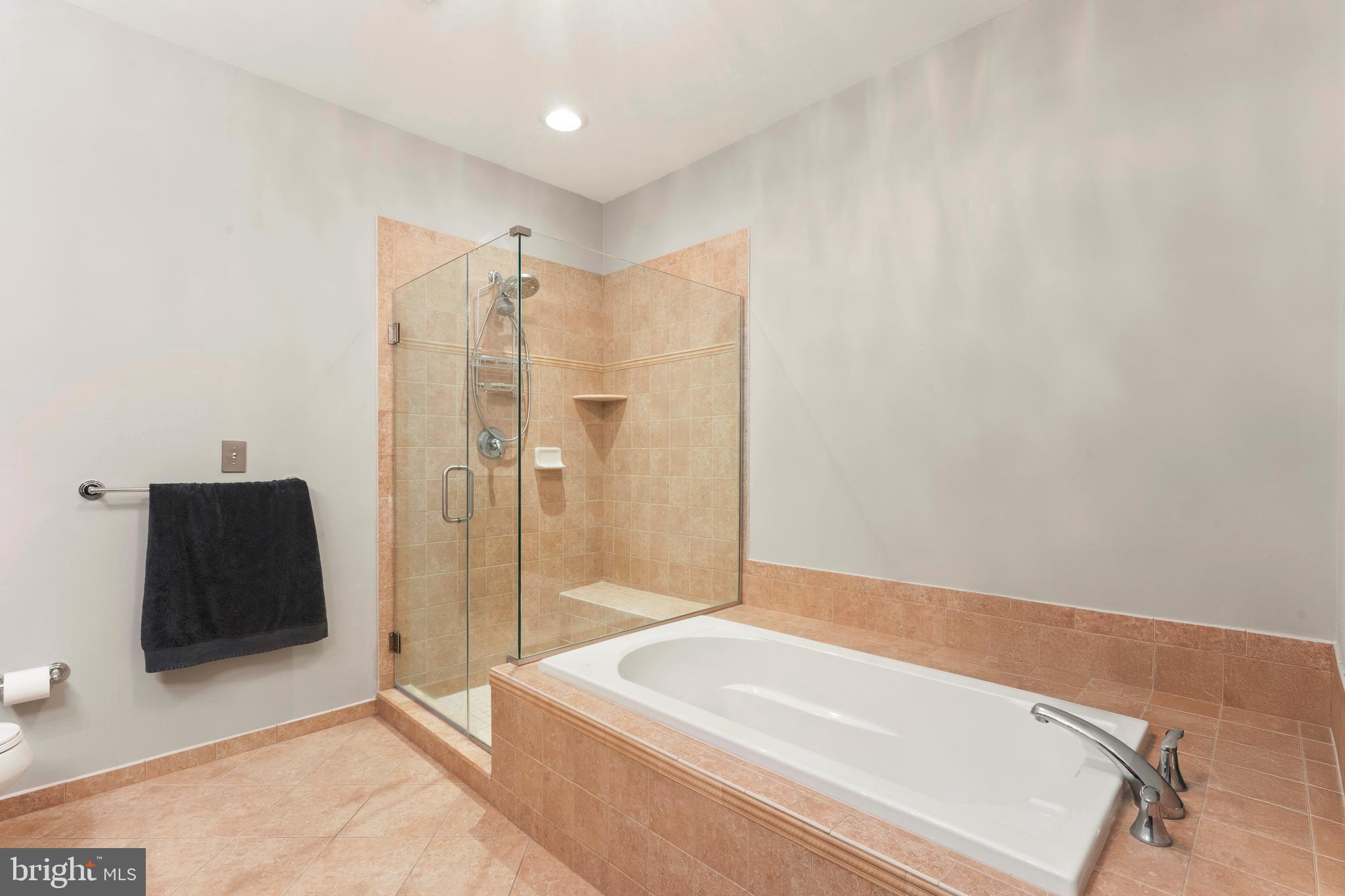 HUNTINGDON PLACE - Residential