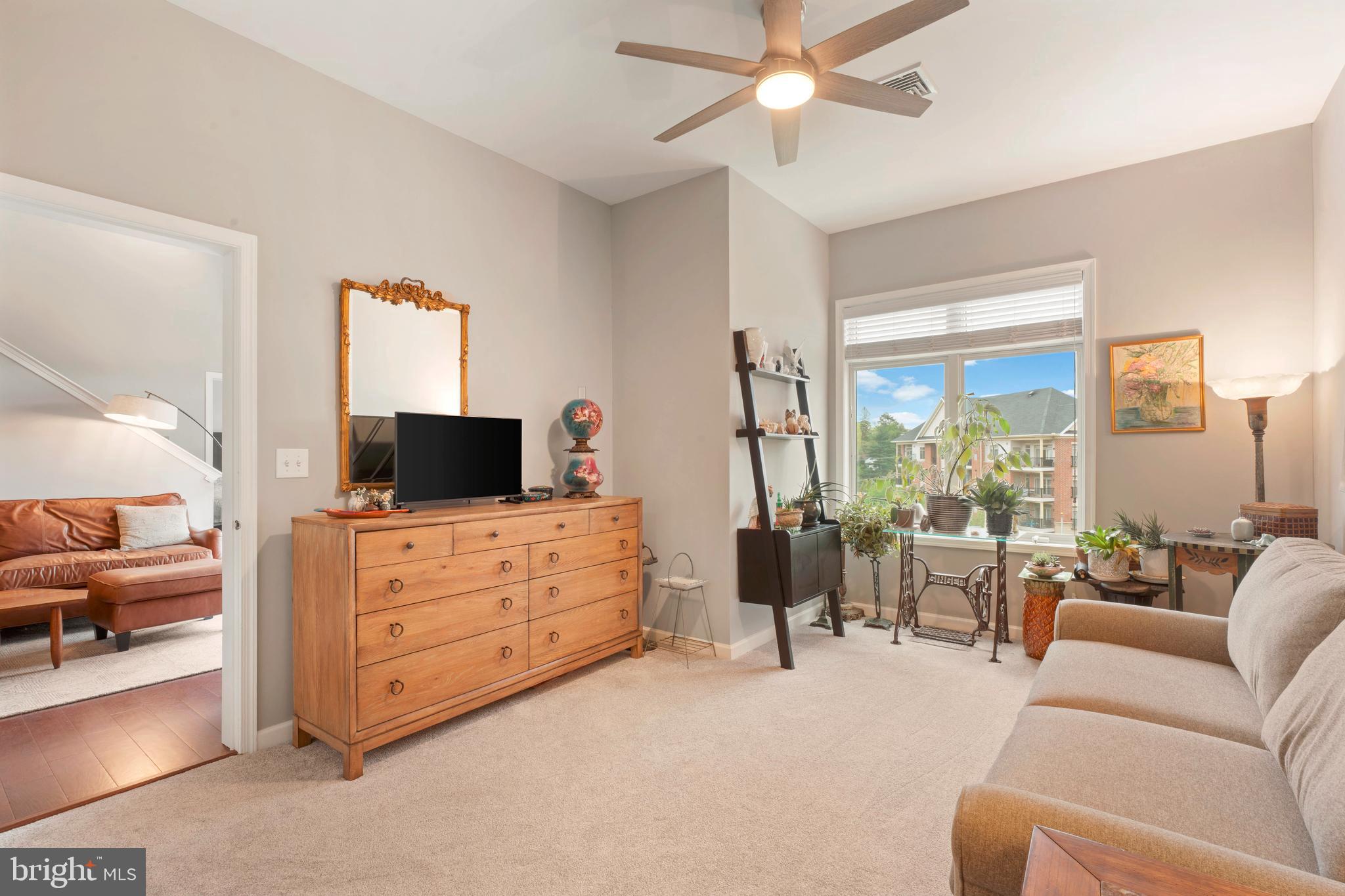 HUNTINGDON PLACE - Residential