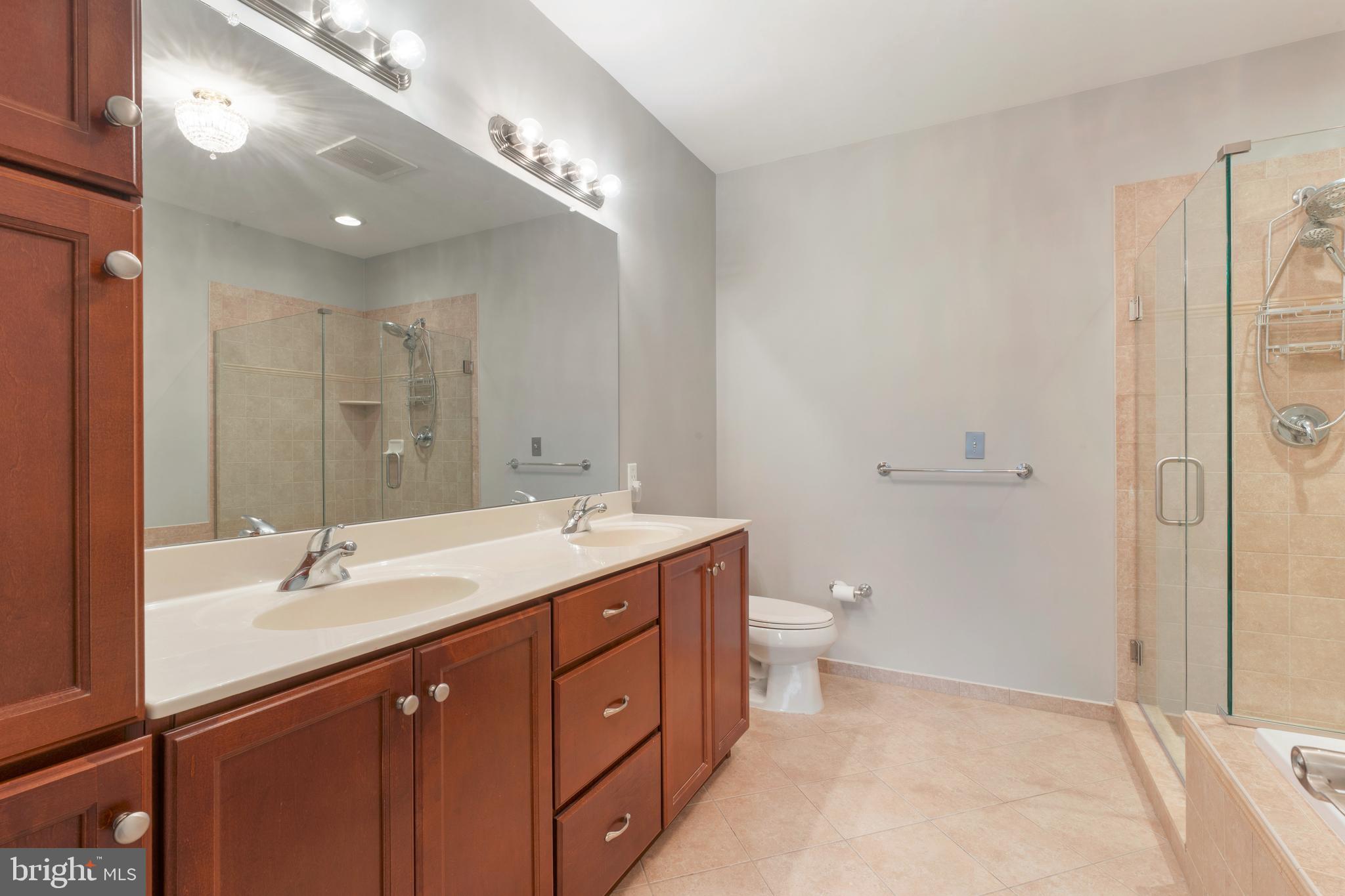 HUNTINGDON PLACE - Residential