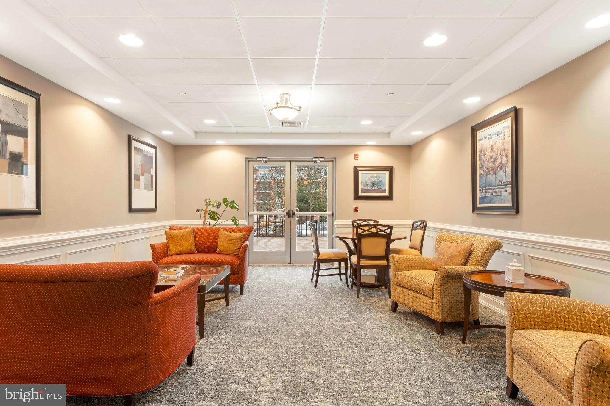 HUNTINGDON PLACE - Residential